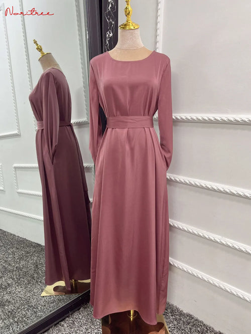 Vestido Satinado Eid