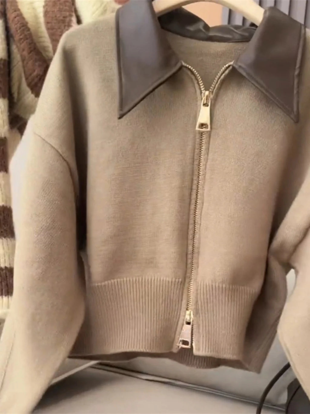 Cárdigan con cremallera