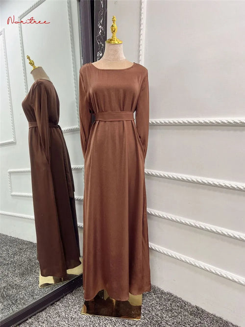 Vestido Satinado Eid